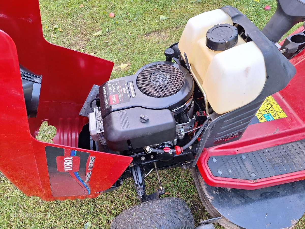 Toro Wheel Horse sodo traktoriukas 14.5hp - nuotraukos Nr. 5