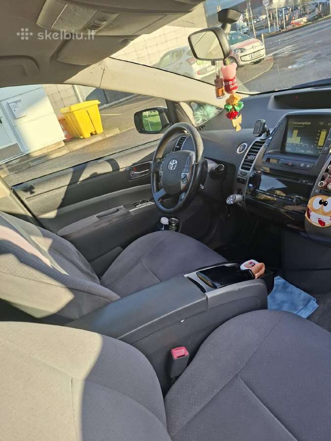 Prius - nuotraukos Nr. 2