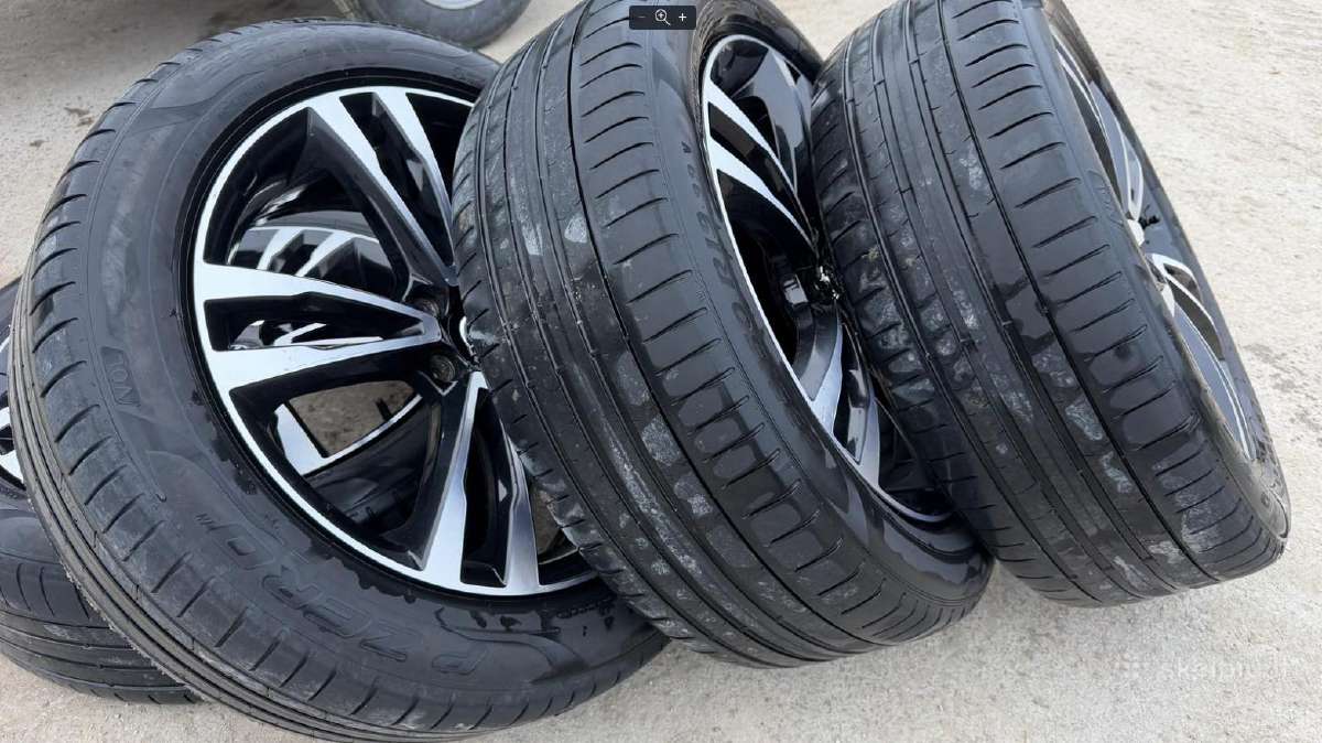 Volvo Lieti Ratlankiai 235/50 R19 - nuotraukos Nr. 2