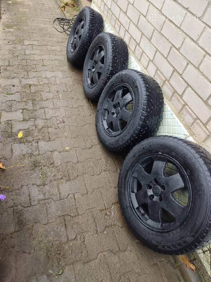 Dygliuotos padangos su ratlankiais 215/65r16 - nuotraukos Nr. 4