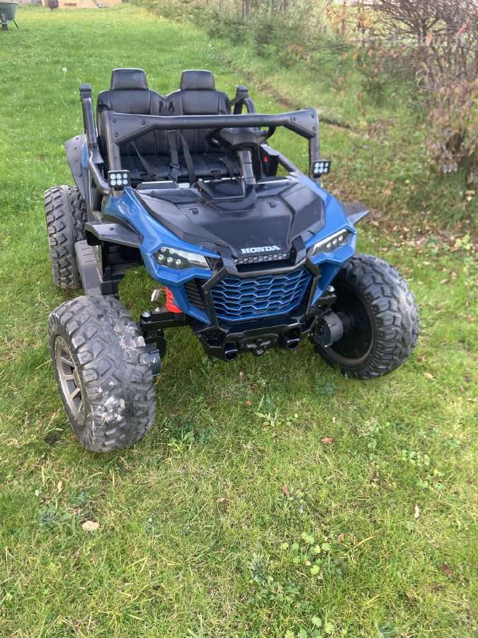 Parduodamas vaikiškas keturatis Honda 4x4 - nuotraukos Nr. 2