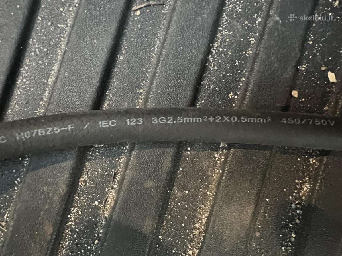 Įkrovimo laidas iš 220 į type2 - nuotraukos Nr. 3