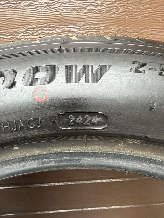255/50 R19 ziemines padangos - nuotraukos Nr. 2