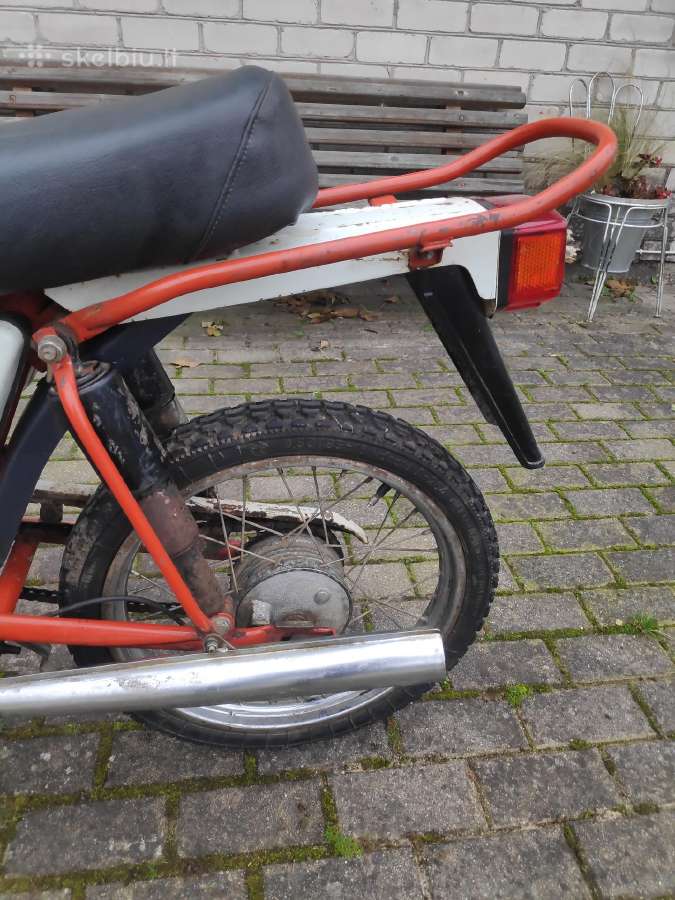 Motoroleriai mopedai - nuotraukos Nr. 9
