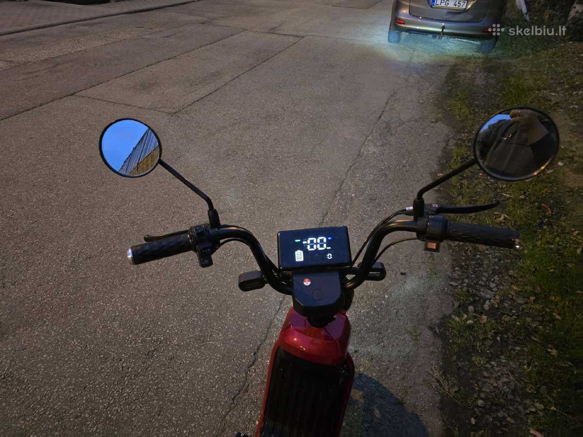 Elektrinis motoroleris - nuotraukos Nr. 6