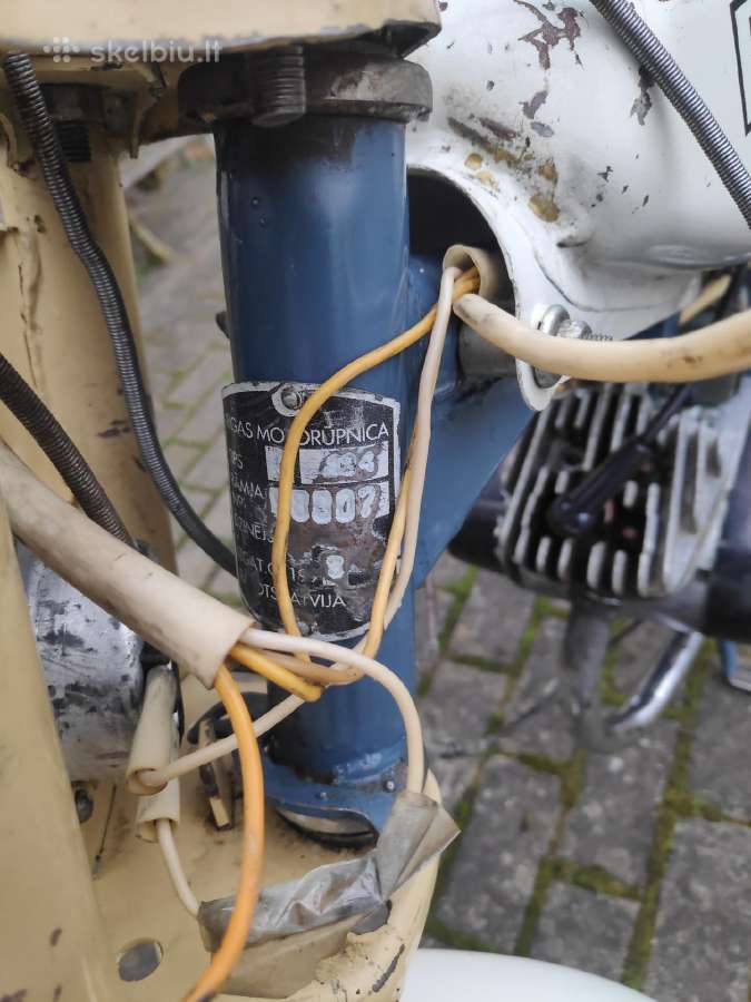 Motoroleriai mopedai - nuotraukos Nr. 5