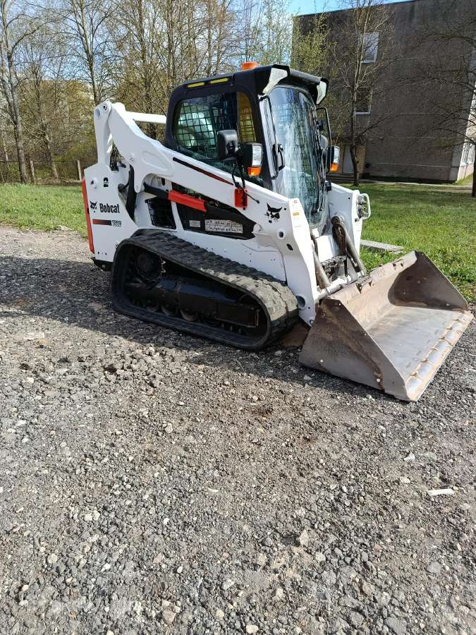 Krautuvo Bobcat operatorius su C kategorija - nuotraukos Nr. 7