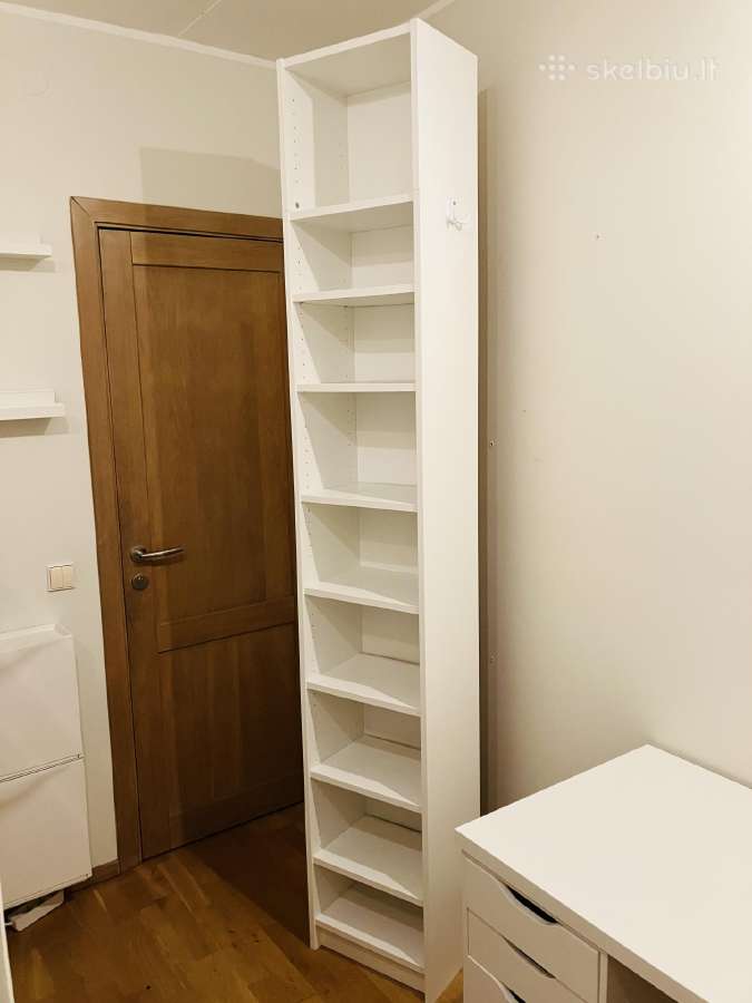 Atiduodu Ikea stalą ir knygų spintą - nuotraukos Nr. 2