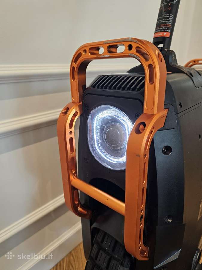 Inmotion Challenger V13 (126v, 3500w) - nuotraukos Nr. 3