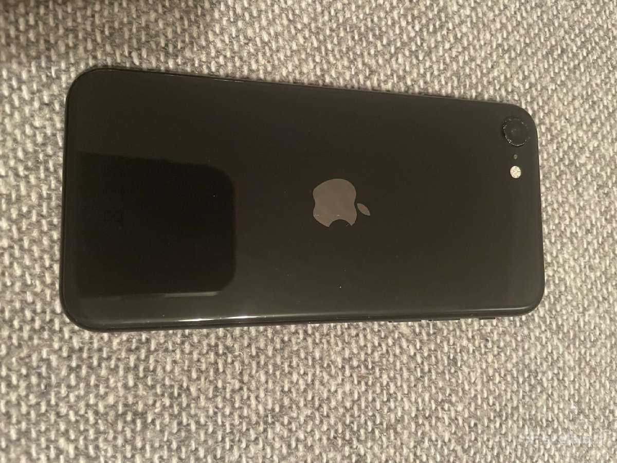 iPhone Se - nuotraukos Nr. 2