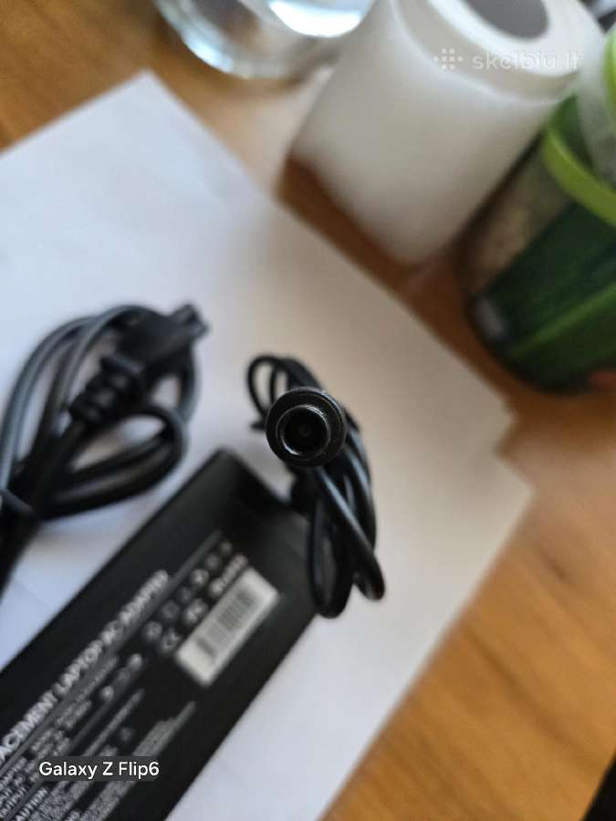 Dell19.5v4.62a7450 modelio pakrovėjas laptopui - nuotraukos Nr. 3