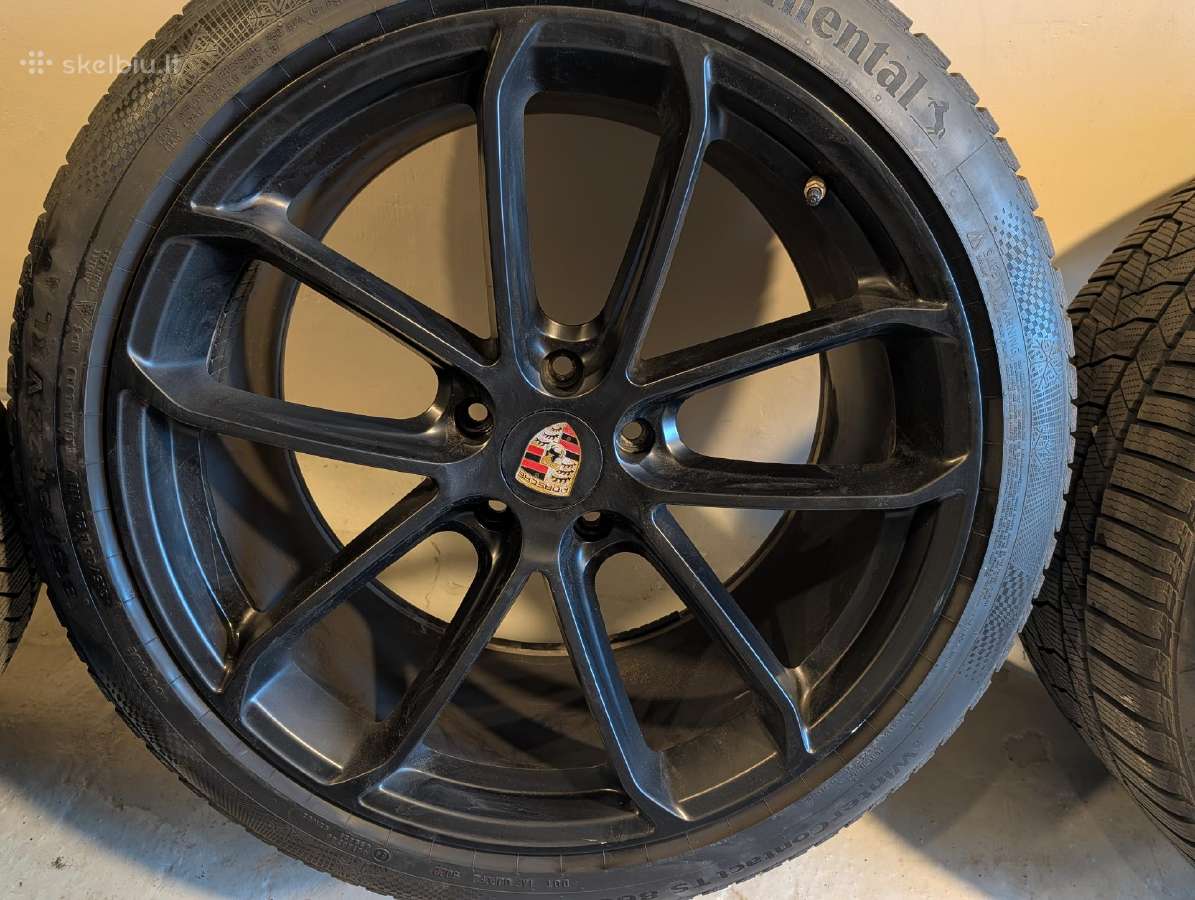 Porche ratlankiai su zieminem padangom - nuotraukos Nr. 2