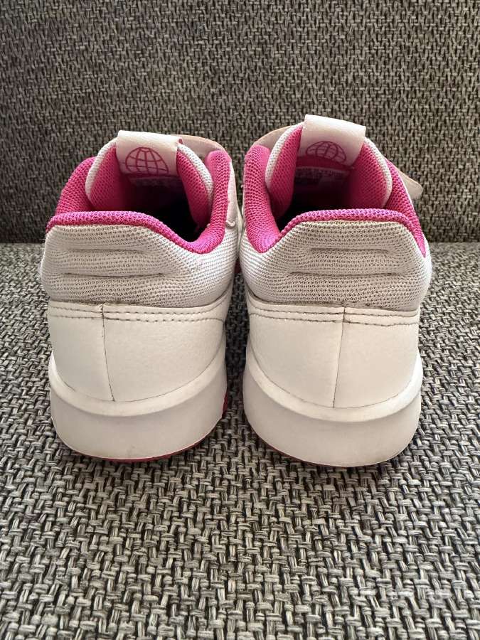 Adidas kedukai 32 dydis - nuotraukos Nr. 4