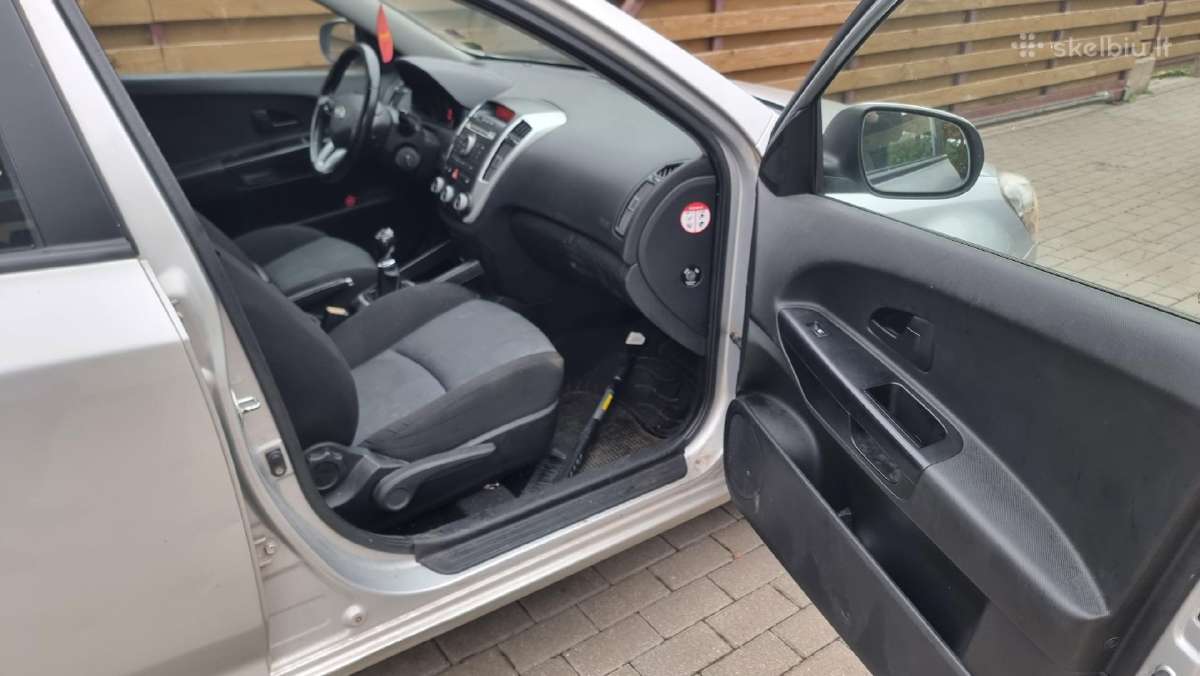 Kia Ceed Universalas (2010 m.) - nuotraukos Nr. 10