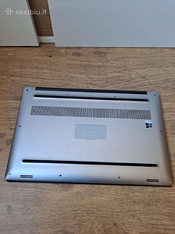 Dell Precision 5520 i7 7700hq/8gb/ssd256/m1200 4G - nuotraukos Nr. 3