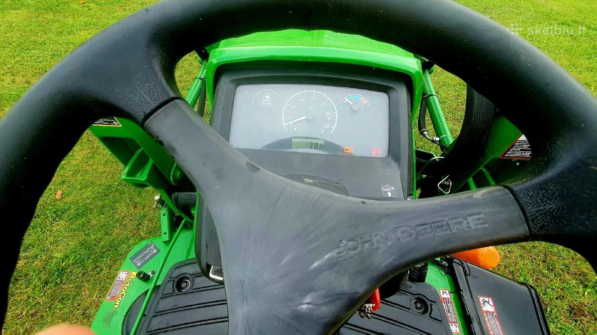 Parduodu kompakt traktorių John Deere 1025r - nuotraukos Nr. 8