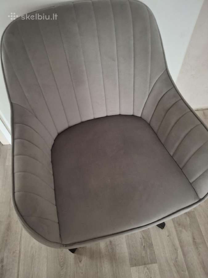 Kede sukama 20 eur. - nuotraukos Nr. 2