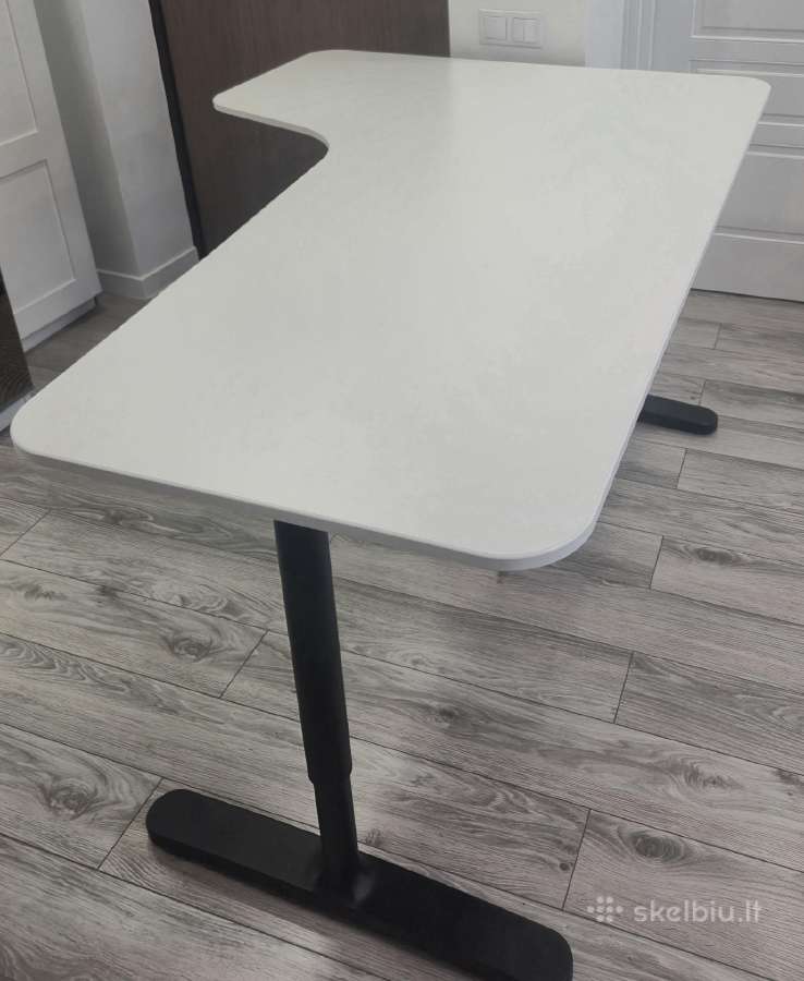 Reguliuojamo aukščio Ikea stalas - nuotraukos Nr. 2