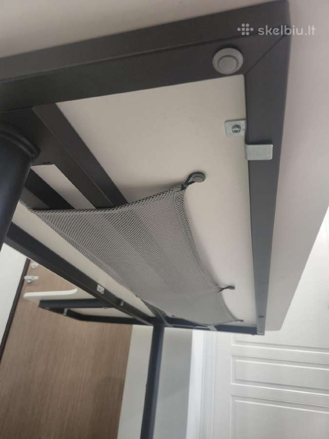 Reguliuojamo aukščio Ikea stalas - nuotraukos Nr. 4