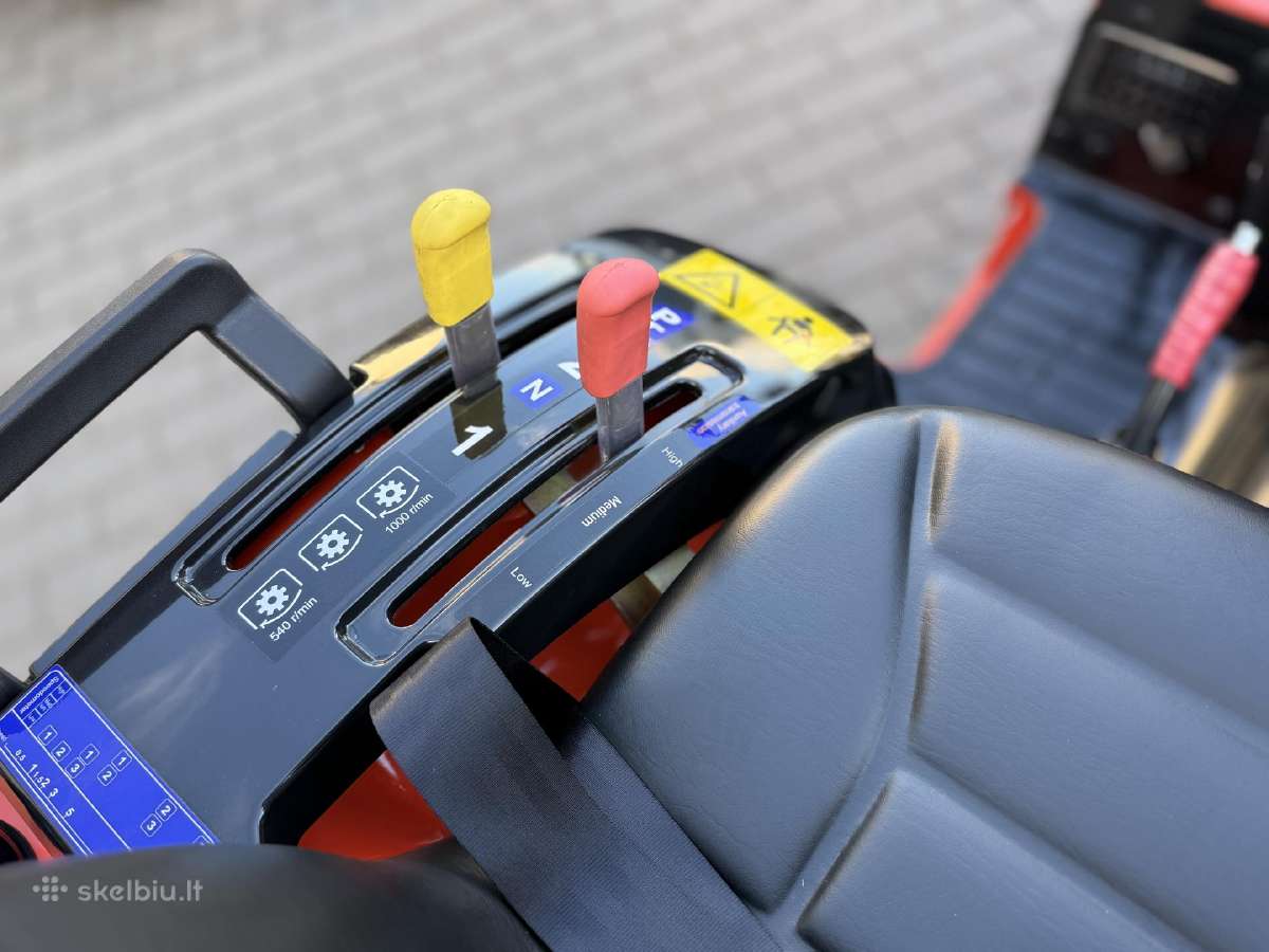 Traktorius Hinomoto Hm 3020 - nuotraukos Nr. 15