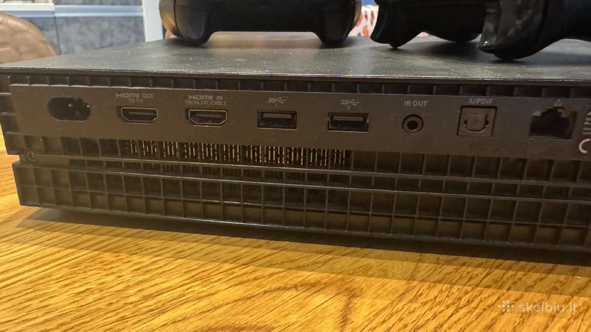 Xbox one x 1tb su dviem pultais - nuotraukos Nr. 4