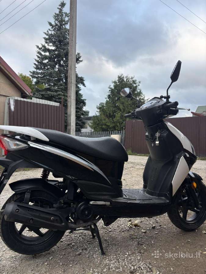 Motoroleris Sym 50cc - nuotraukos Nr. 3