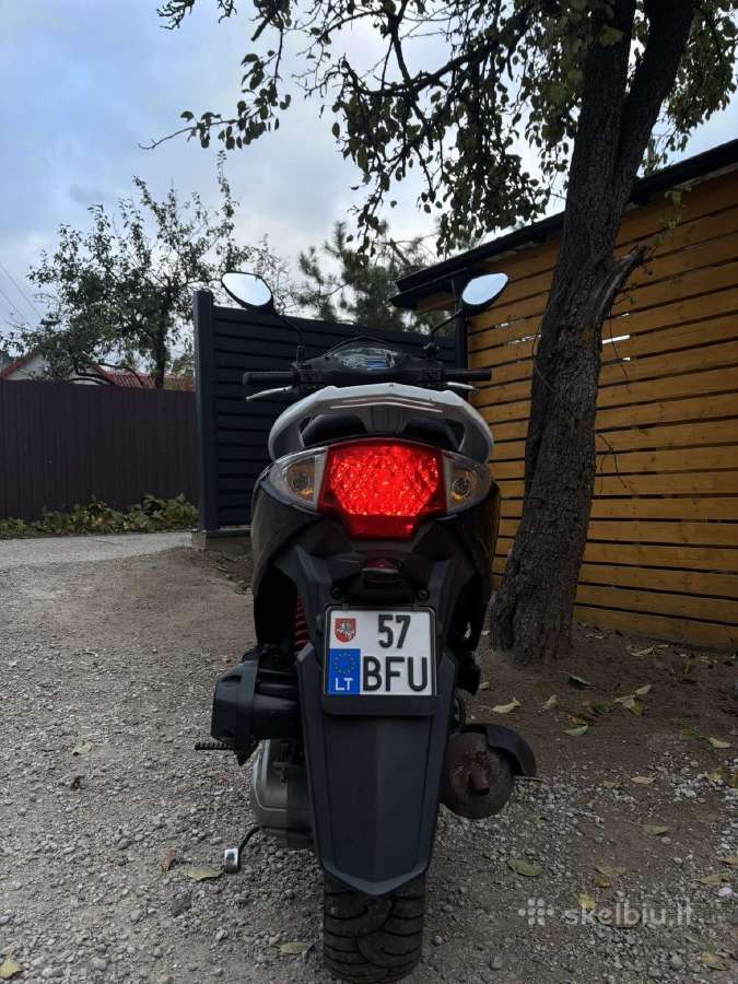 Motoroleris Sym 50cc - nuotraukos Nr. 5