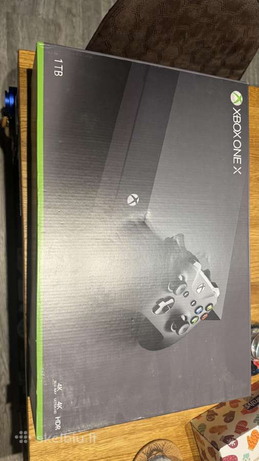 Xbox one x 1tb su dviem pultais - nuotraukos Nr. 6