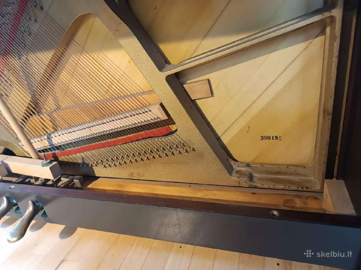 Pianinas Petrof - nuotraukos Nr. 6