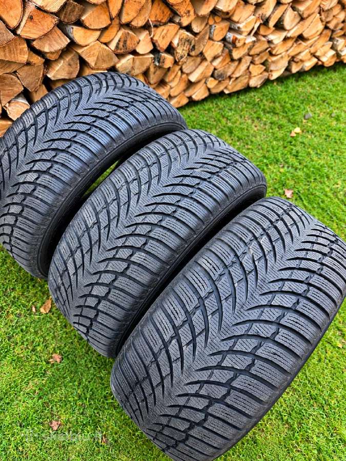 Parduodamos Nokian žieminės padangos 275/45 R20 - nuotraukos Nr. 7