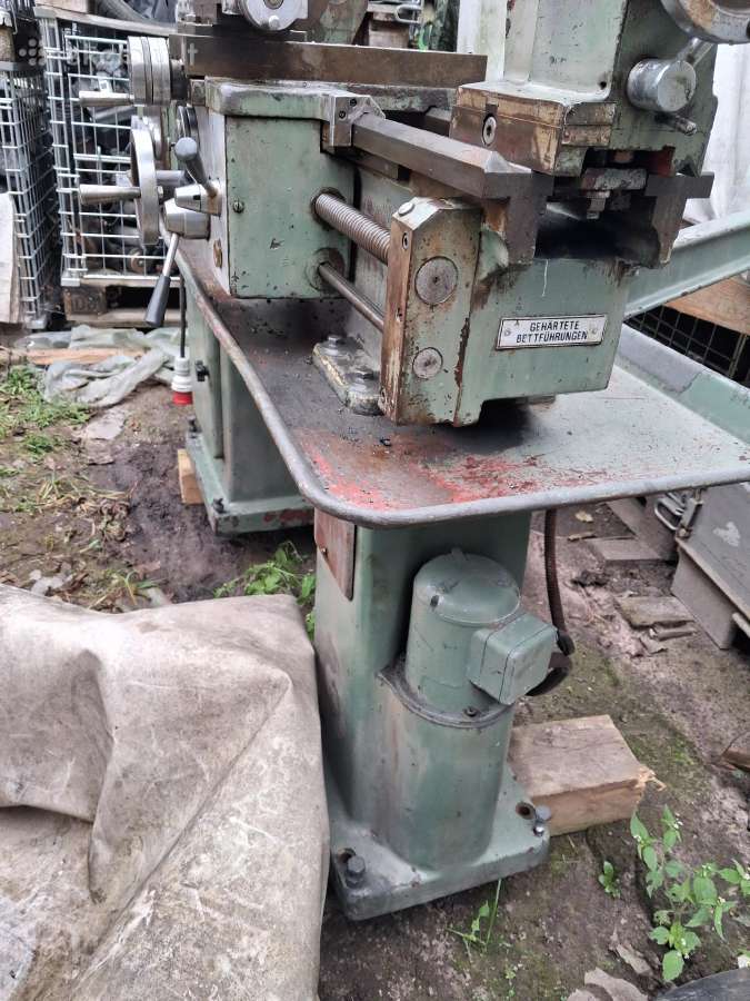 Metalo tekinimo staklės C8m - nuotraukos Nr. 8
