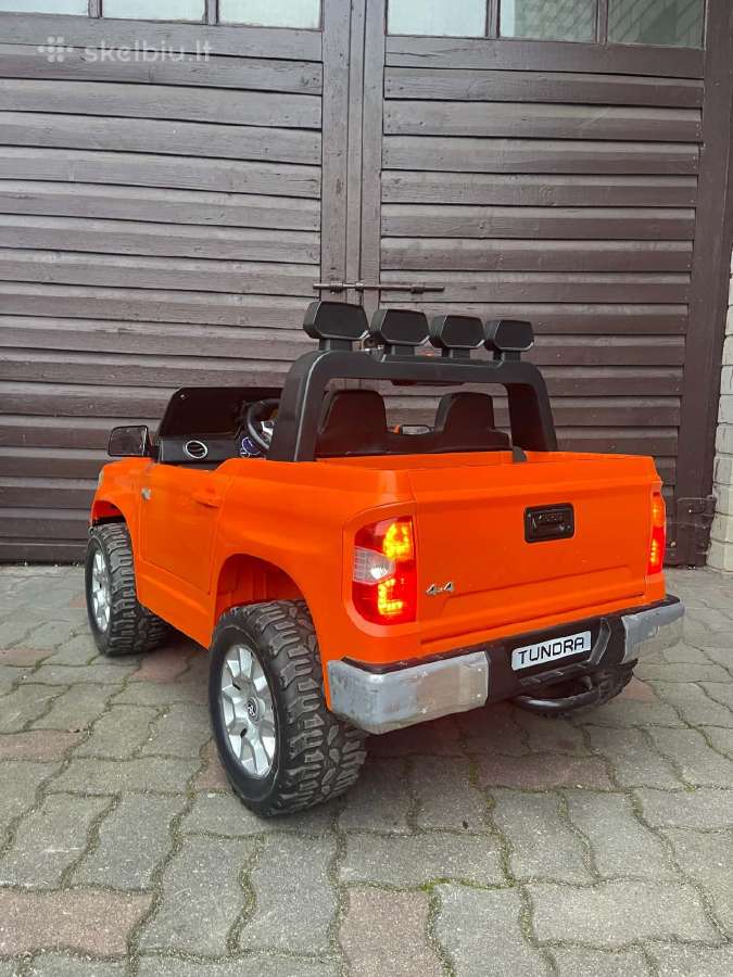 Parduodamas vaikiskas didelis dvivietis Toyota - nuotraukos Nr. 6
