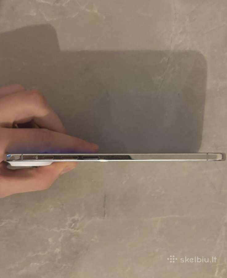 Apple iPhone 17 Air - Baltas - nuotraukos Nr. 3