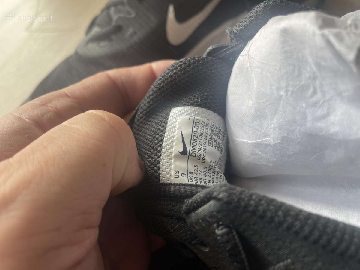 Kedai Nike air - nuotraukos Nr. 4