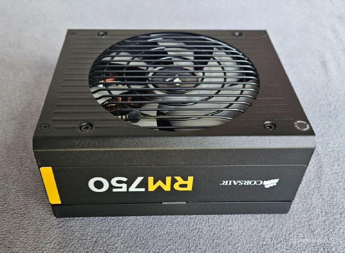 Maitinimo blokas Cpu - Corsair Rm750 750w 80+ Gold - nuotraukos Nr. 6