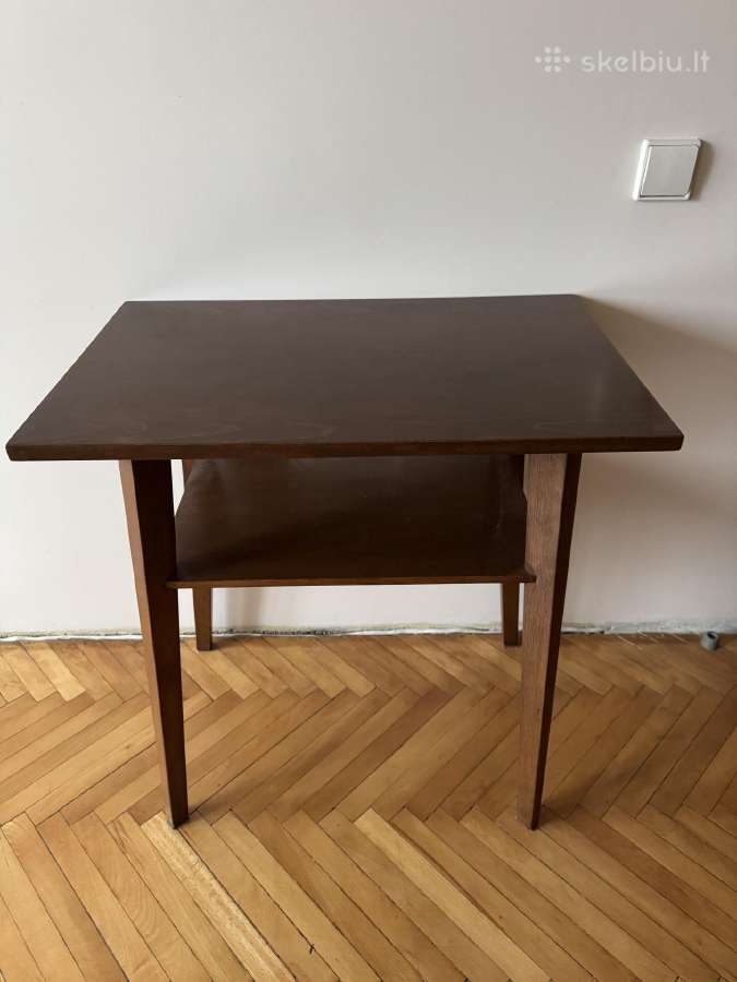 Staliukas konsole - nuotraukos Nr. 2