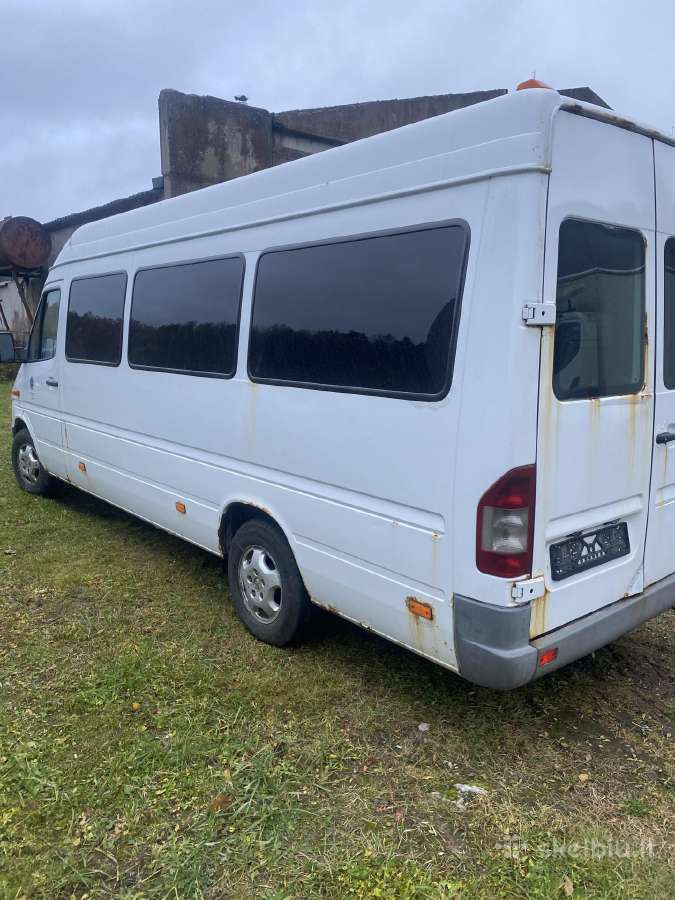Mercedes Sprinter dalimis - nuotraukos Nr. 3