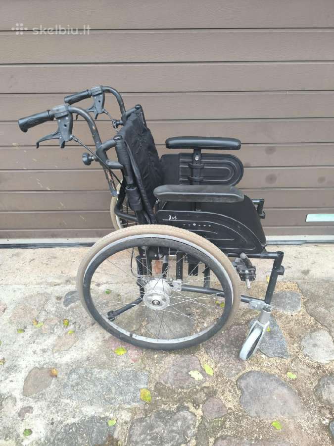 Neįgaliojo vežimėlis Invacare - nuotraukos Nr. 2