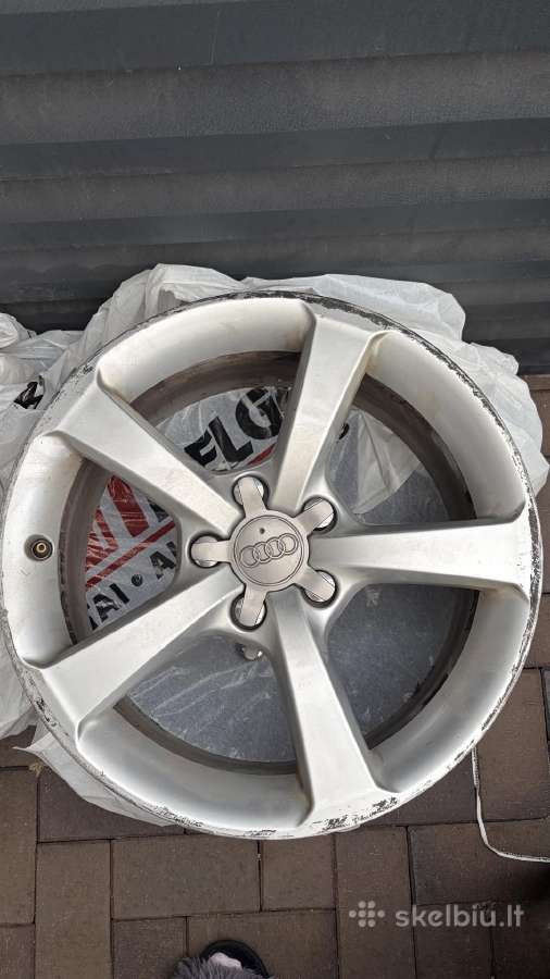 Audi A3 R17 originalūs lieti ratlankiai - nuotraukos Nr. 2