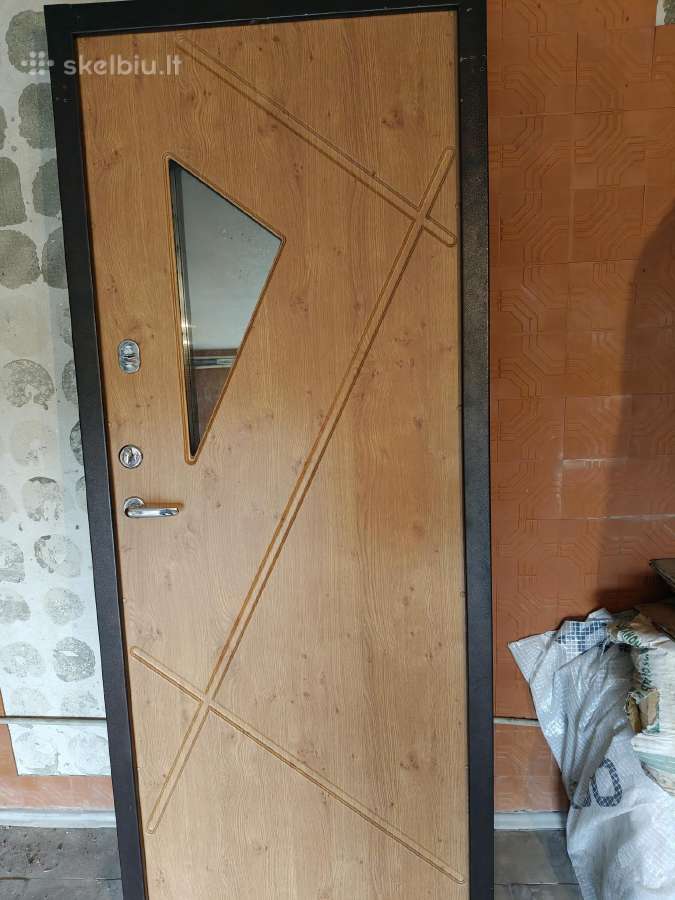 Durys langai ir kitos apdailos medžiagos - nuotraukos Nr. 2