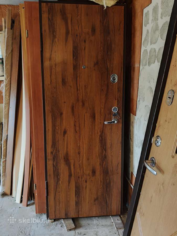 Durys langai ir kitos apdailos medžiagos - nuotraukos Nr. 3