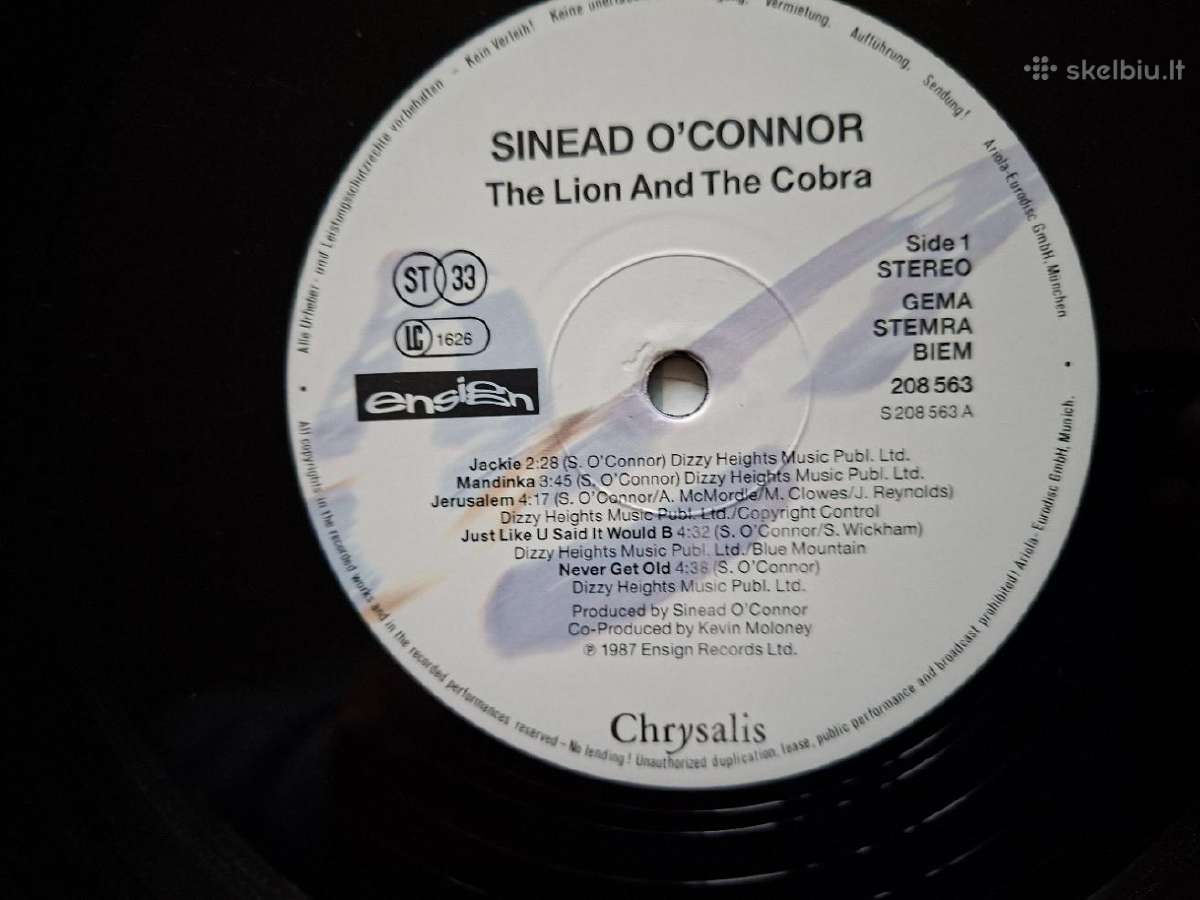 Sinead O'connor 1987 "The Lion And The Cobra" - nuotraukos Nr. 5