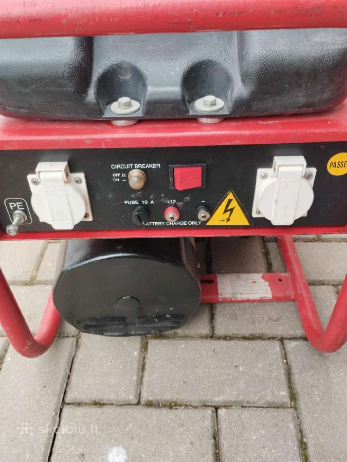 Sdmo 2.7kw.generatorius, trifazis 2,5kw - nuotraukos Nr. 8