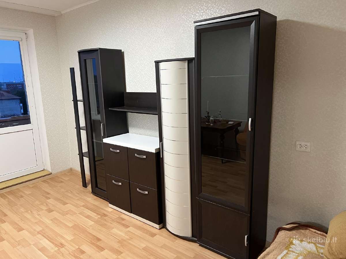 Atiduodame sofa ir sekcija - nuotraukos Nr. 3