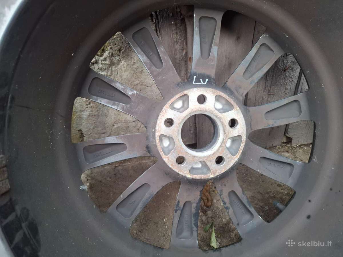 Tesla model 3 ratlankiai r18 245/45 - nuotraukos Nr. 4