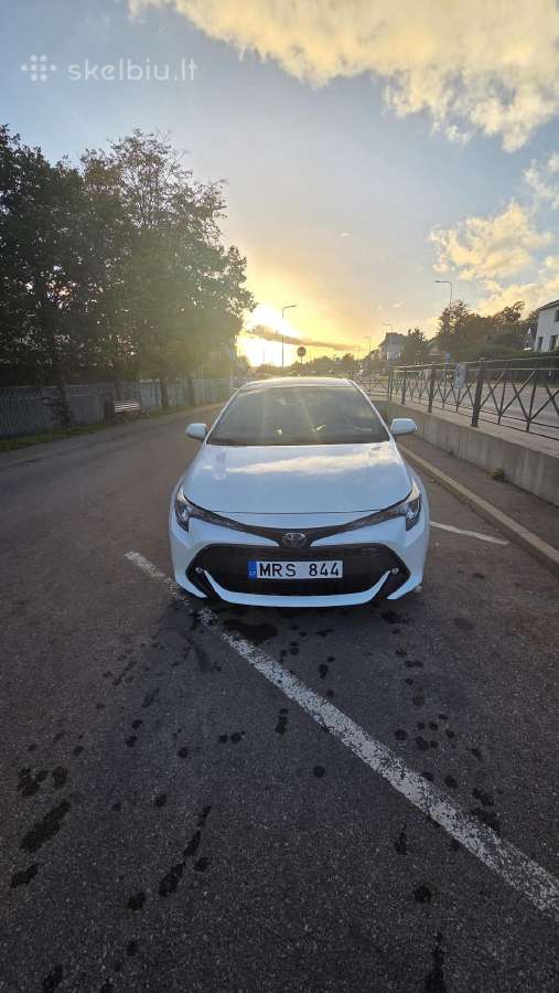Toyota Corolla hibridas - nuotraukos Nr. 2