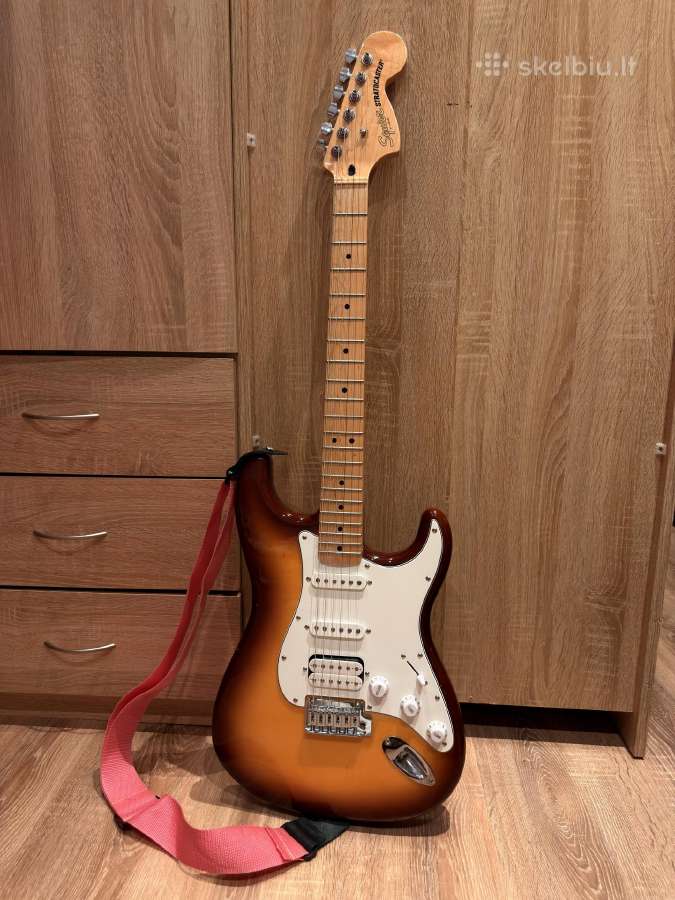 Squier Stratocaster Hss gitara +Cort stiprintuvas - nuotraukos Nr. 2