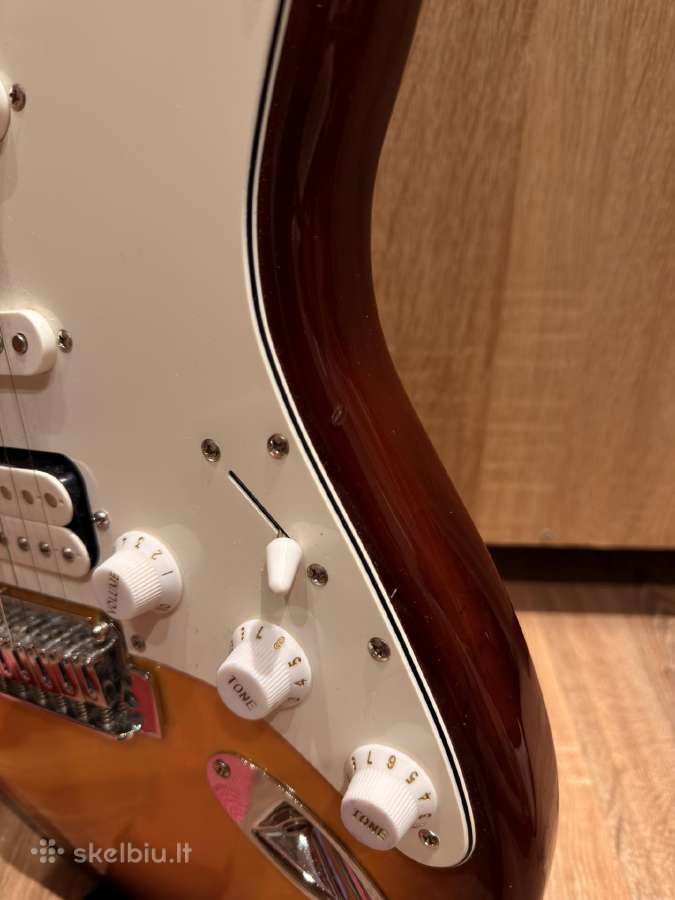 Squier Stratocaster Hss gitara +Cort stiprintuvas - nuotraukos Nr. 4