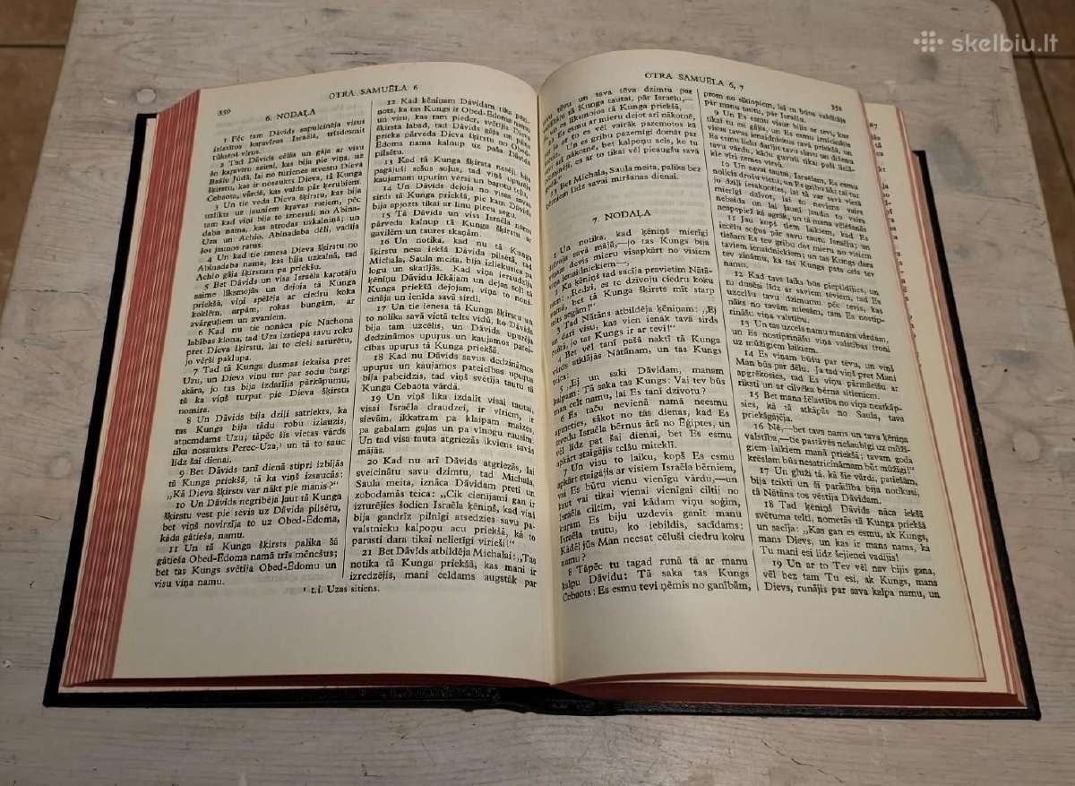 Biblija latviška - nuotraukos Nr. 2
