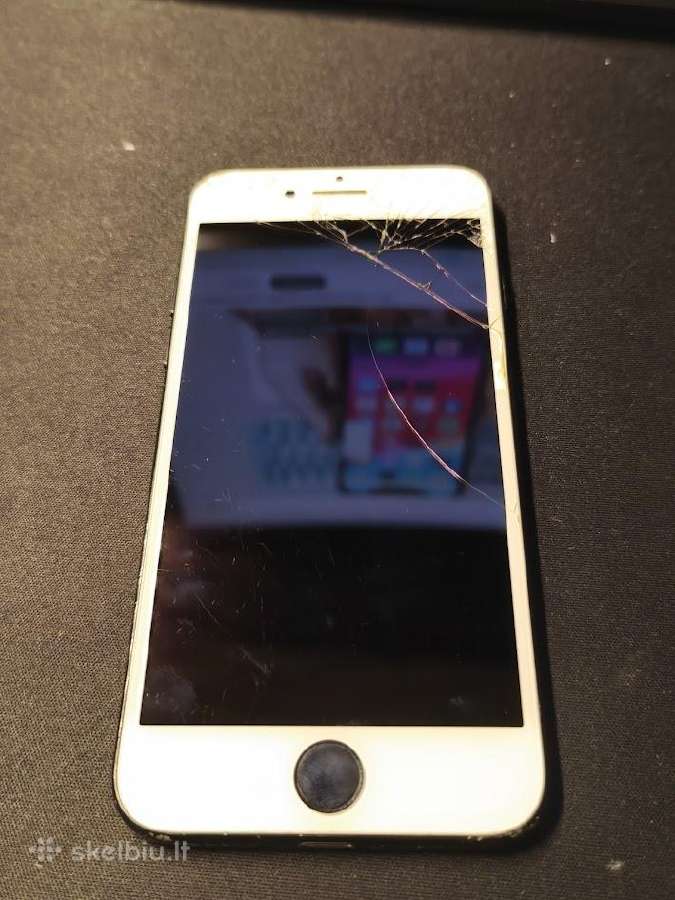 Krūvelė senų iPhone - nuotraukos Nr. 5